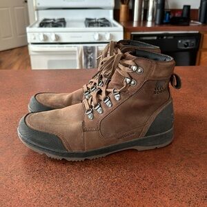 Men's Sorel Waterproof Boot. Size US 9.5